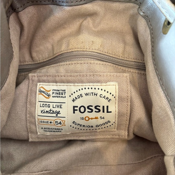 Vintage Fossil Drawstring Bag. Gray Color, 100% Leather. - Picture 8 of 8